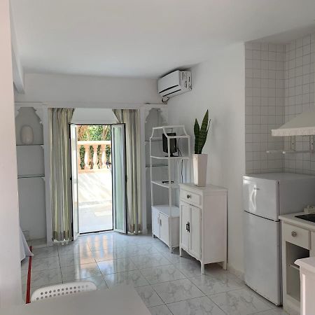 Appartamento Estudio Espujols Es Pujols Esterno foto